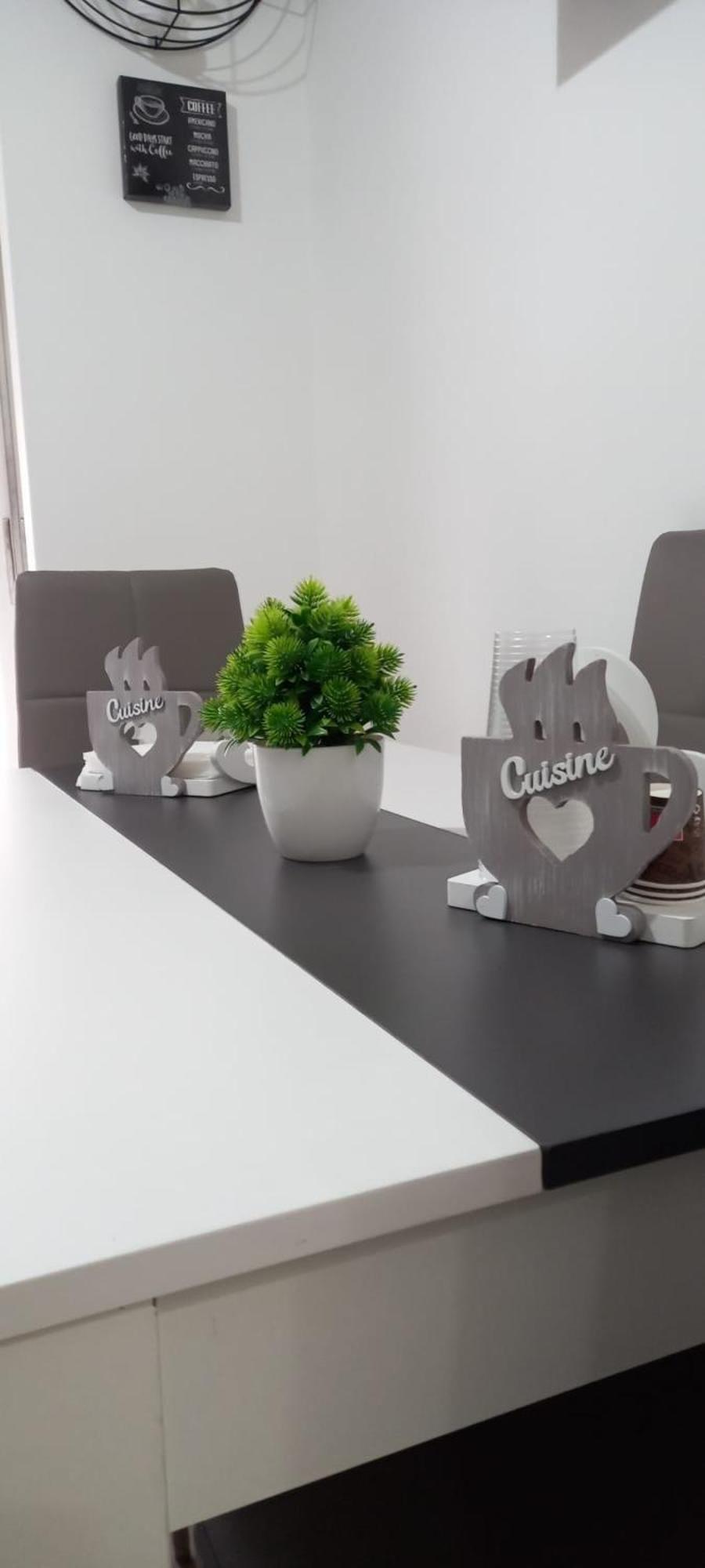 My Family Intero Appartamento Con Parcheggio Privato Potenza Luaran gambar