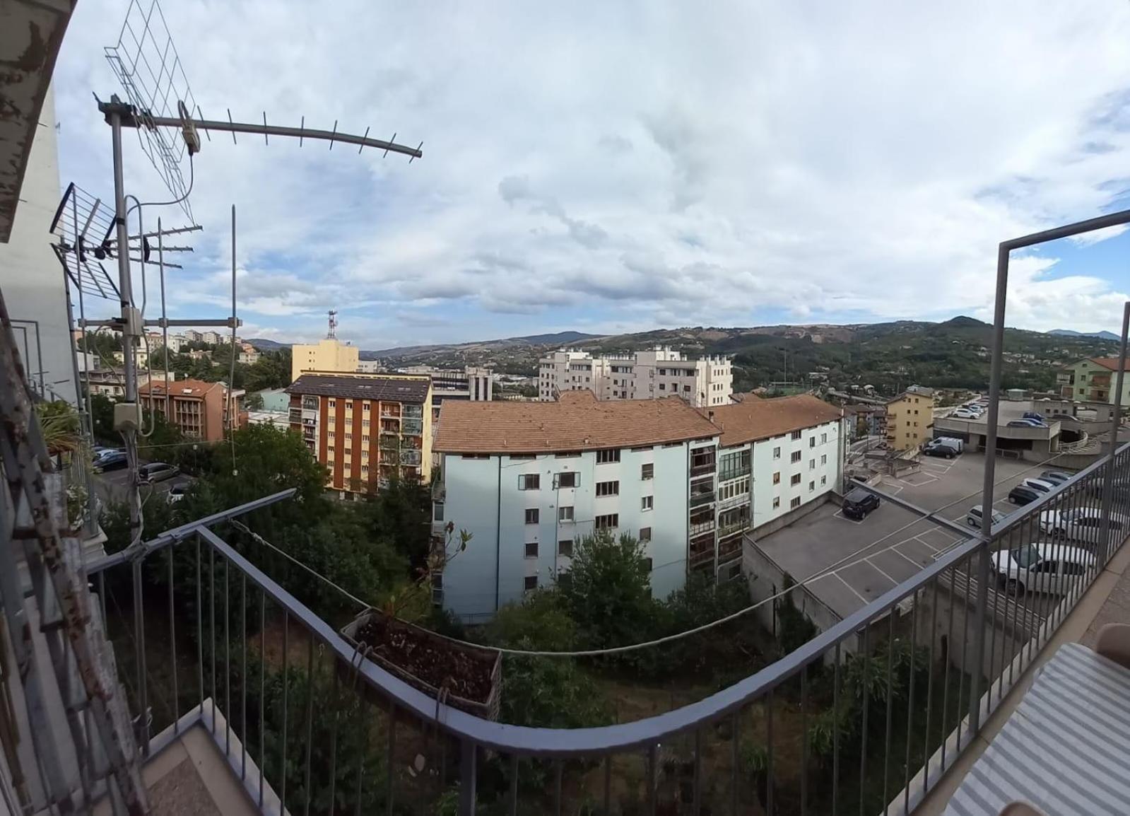 My Family Intero Appartamento Con Parcheggio Privato Potenza Luaran gambar